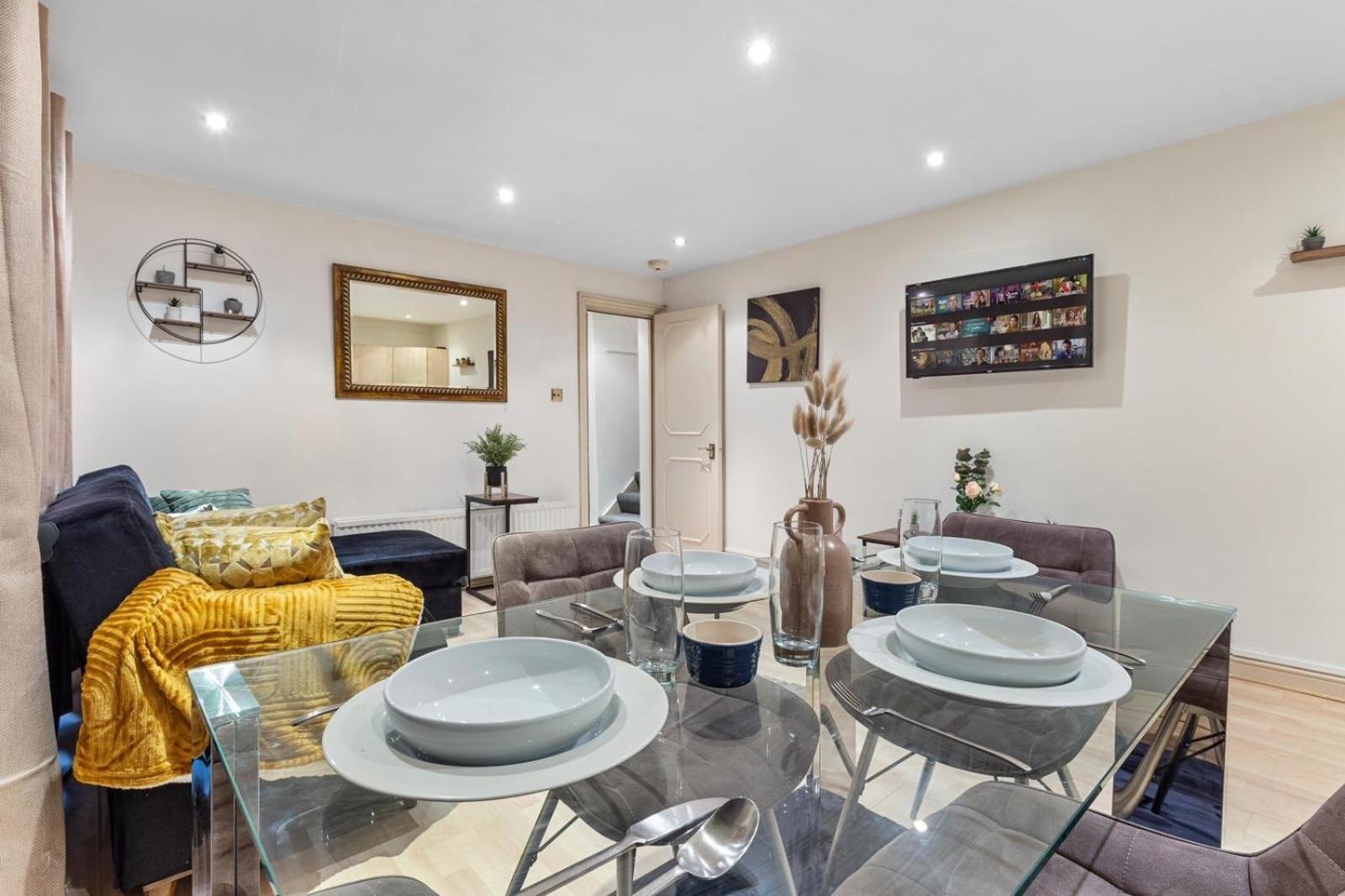 Deluxe Apartment - 1 Min Away From Camden Market And Station 런던 외부 사진